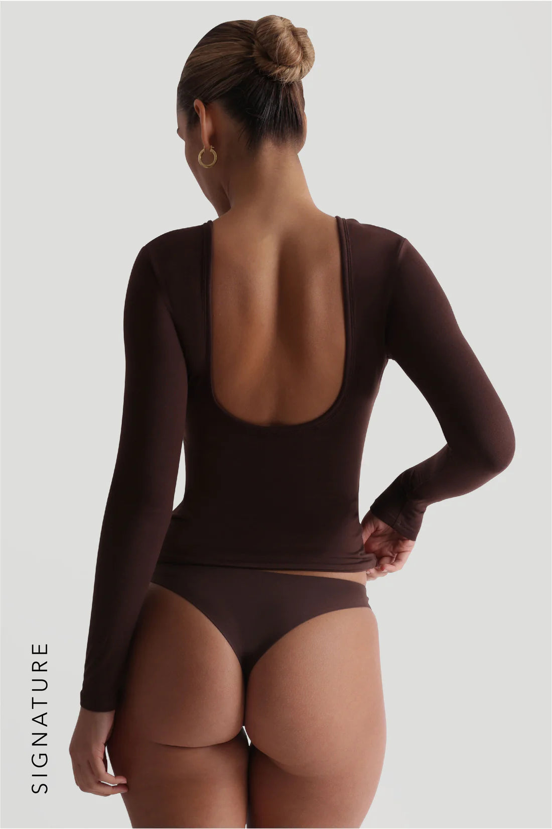 MyOutfitOnline - Reform Open Back Long Sleeve T-Shirt - Chocolate, Size S